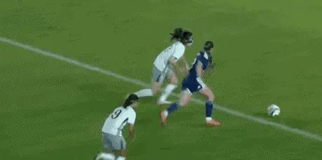 再现“黑色四分钟”，中国女足2:3苏格兰12月3日，中国女足与苏格兰女足在西班