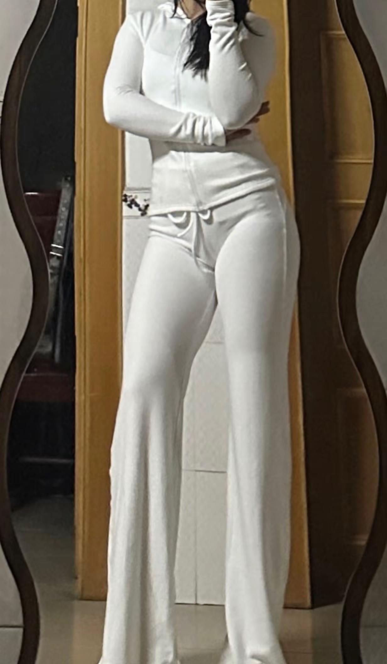 妈的，你以为“高级感”就是勒得你喘不上气？我告诉你，不是你身材有问题，是那些“