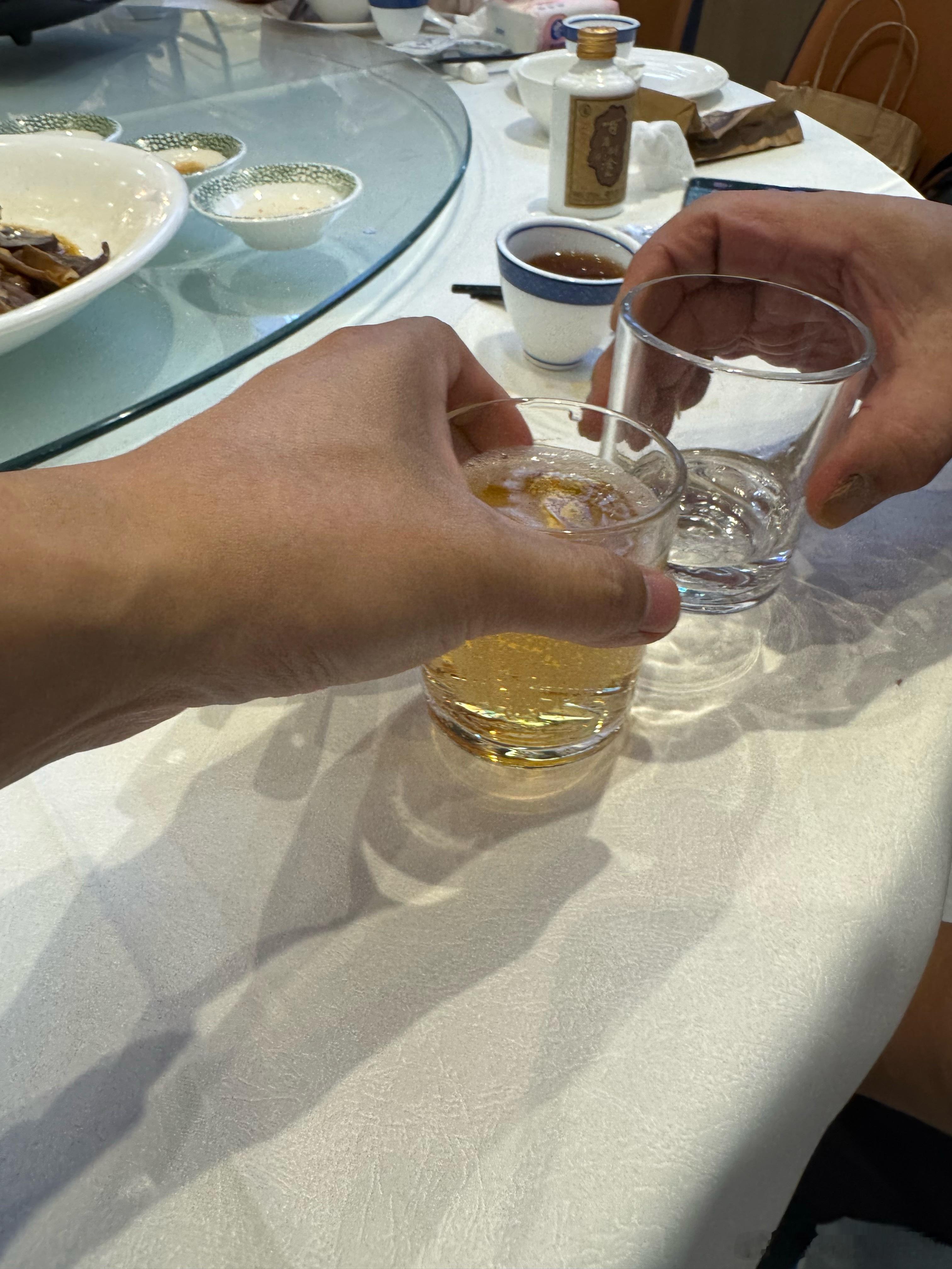 该吃吃！该喝喝！​​​