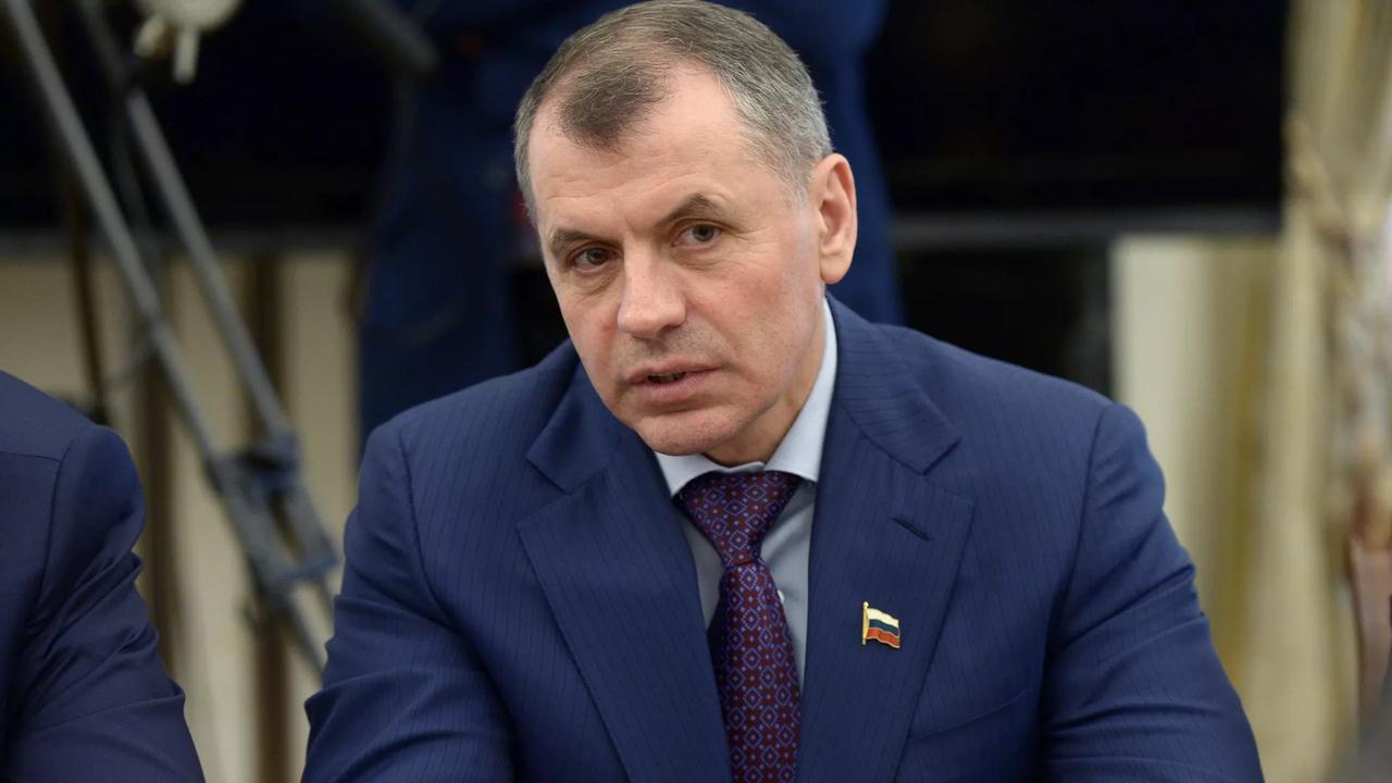 俄罗斯向乌克兰提出索赔。据俄罗斯卫星通讯社12月9日报道，克里米亚共和国国务