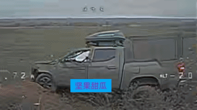 俄罗斯中乌军俘虏组成的马克西姆·克里沃诺斯营，无人机团队也很强大了，他们发布了在