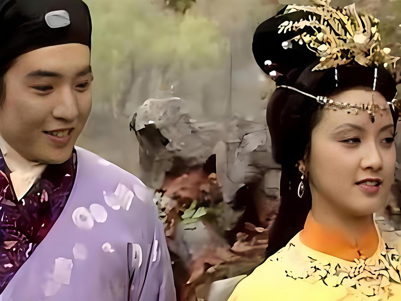 我弟喜欢上了他的女上司，这个女生今年36，三年前从市里总部调到了县里的分公司当头