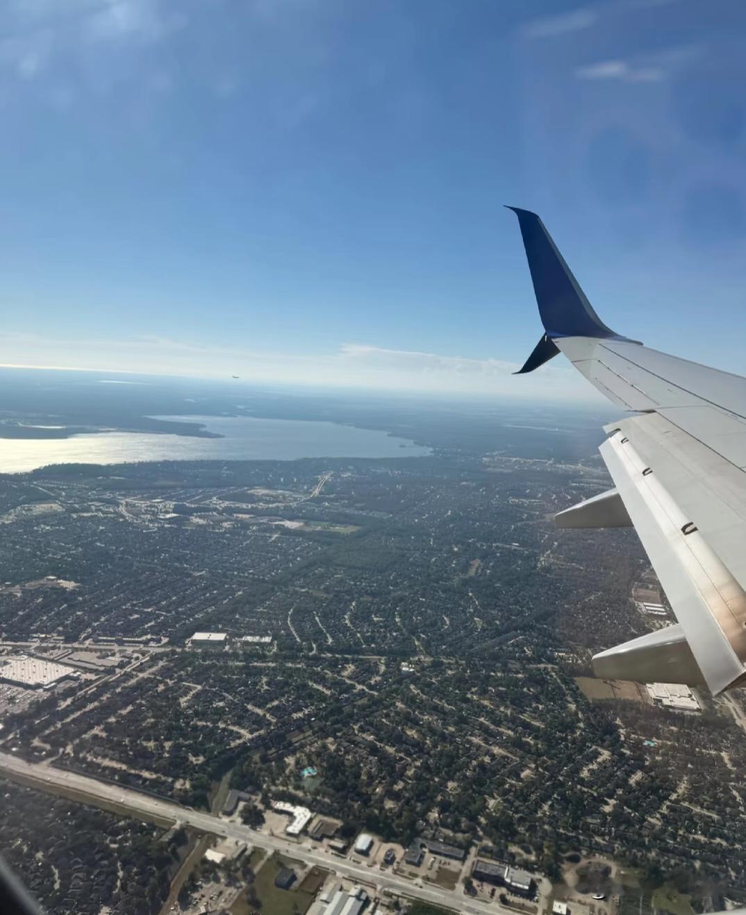 美国城市怎么做到全国统一的？从飞机上看旧金山、洛杉矶、芝加哥、纽约都是横平竖直