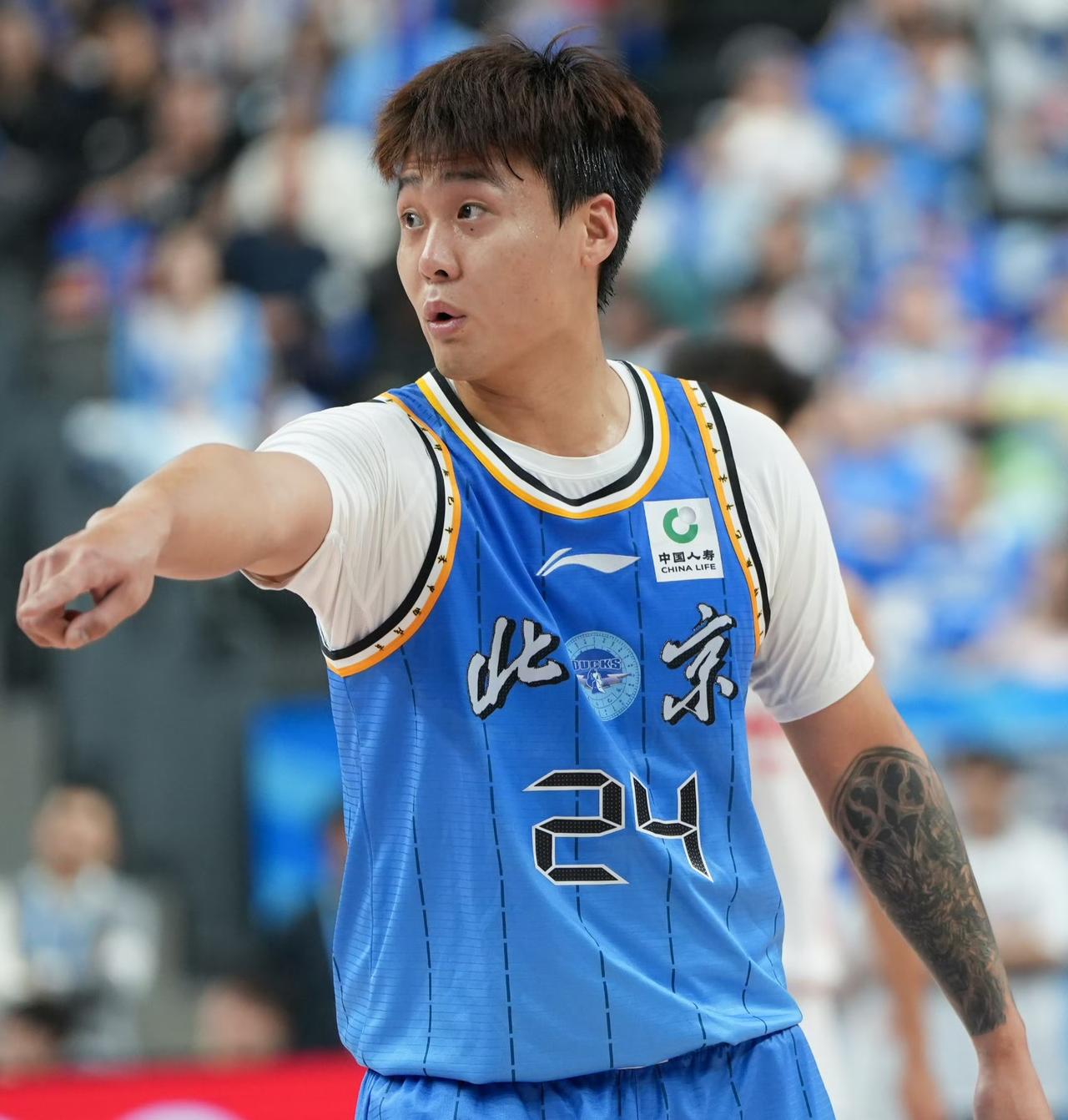 太欺负人了😡，北京97-46大胜四川，一战打出了2个无可争议的事实！1