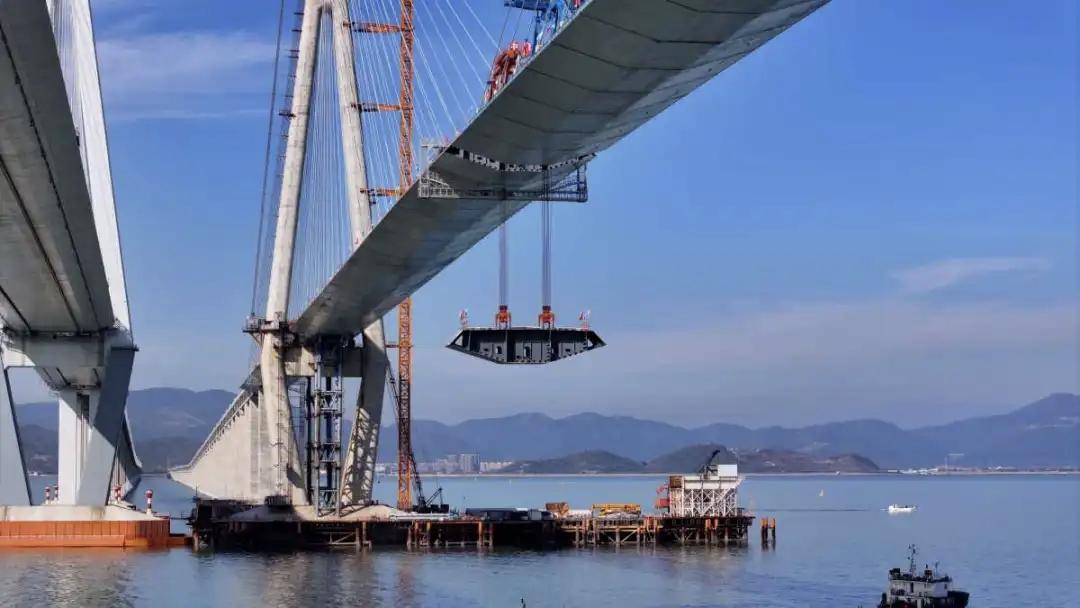 国内首座市域(郊)铁路跨海大桥——宁波市域铁路（宁波地铁12号线），象山港跨海大