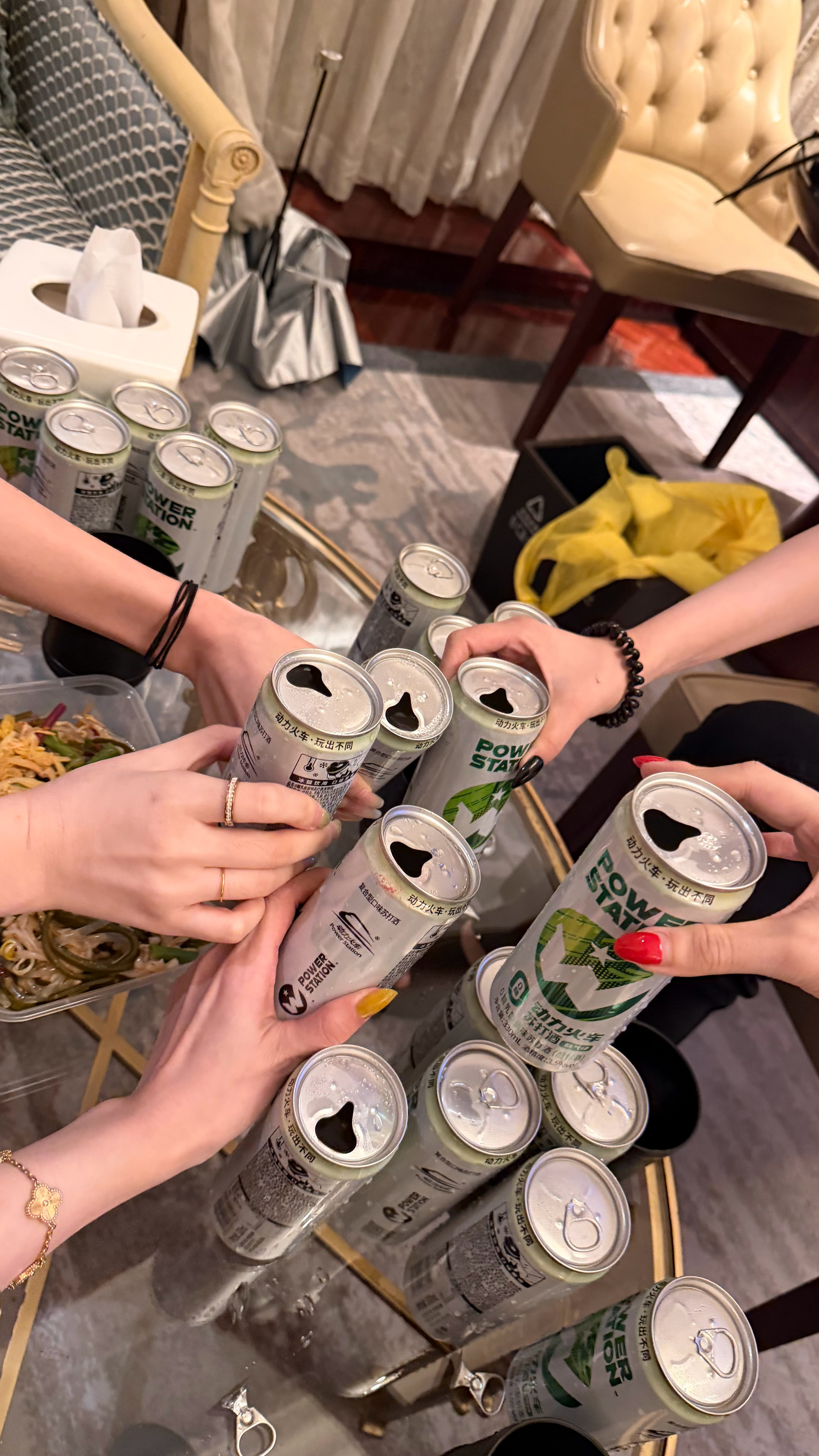 喝到了现在