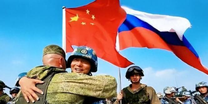 俄罗斯的命脉并不在俄罗斯，俄罗斯的死穴只有一个，就是中国，一旦中国稳固，俄罗斯的