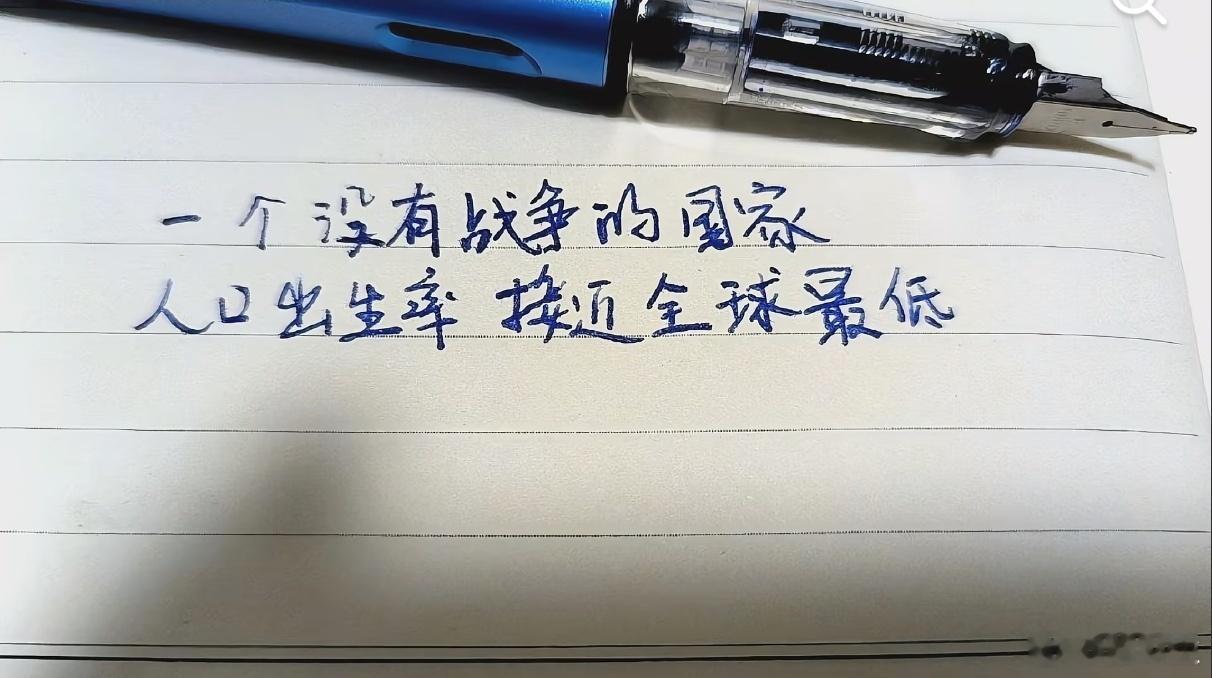 鸡能下蛋,鸡也能在高压锅里,但是鸡不能在高压锅里面下蛋!