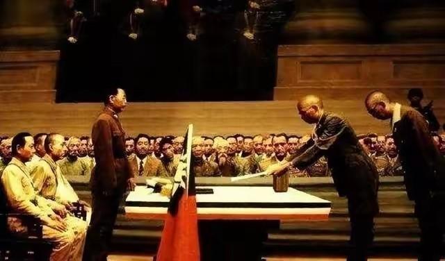 1948年，日本人砂原惠改名换姓化名张荣清，并谎报中国国籍，加入解放军，在辽沈战