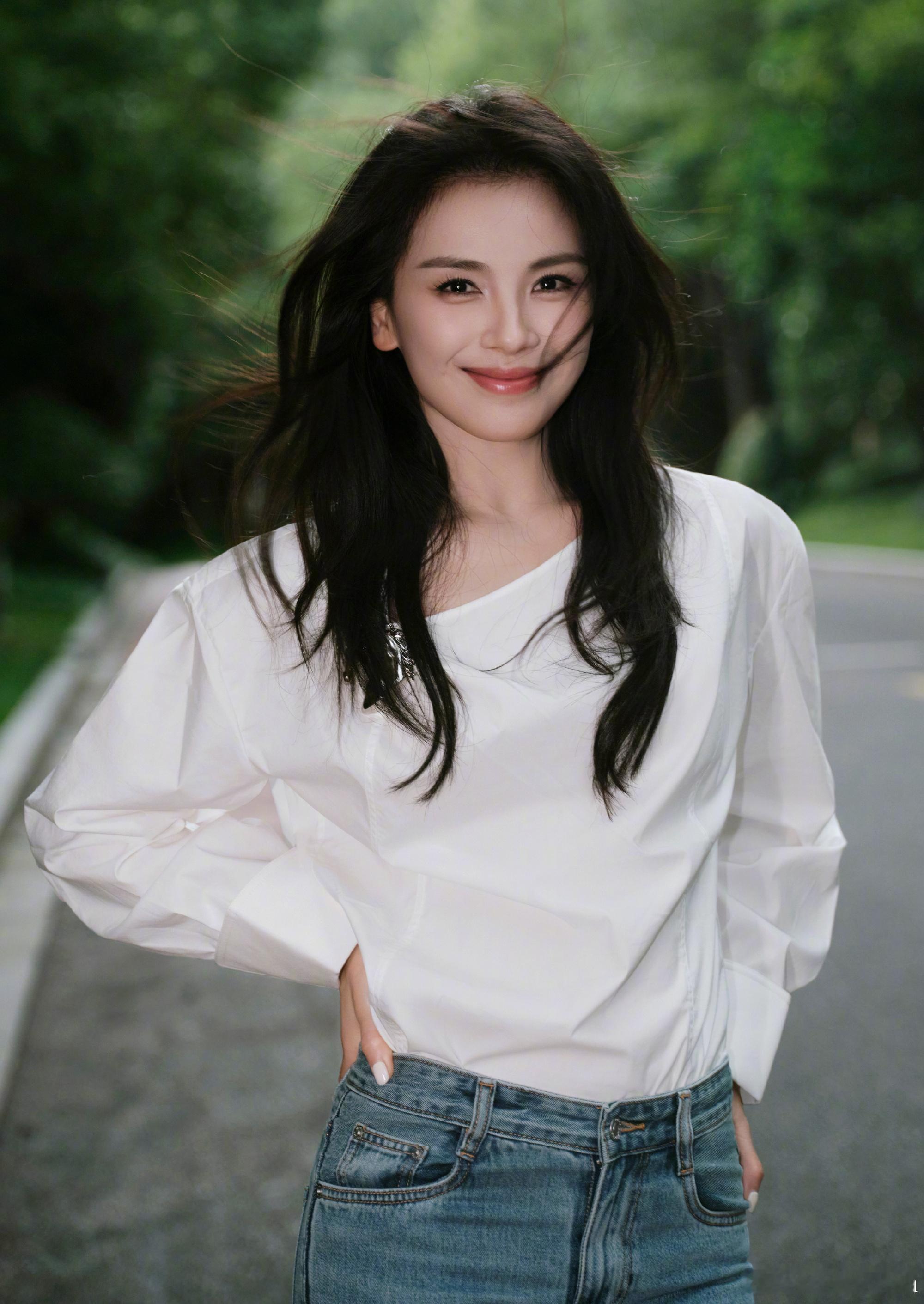 刘涛妈妈的这组牛仔裤真的魅力太足了​​​