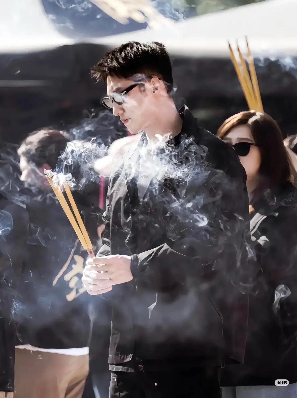 黄景瑜智性轻熟男是谁的理想型？​​​