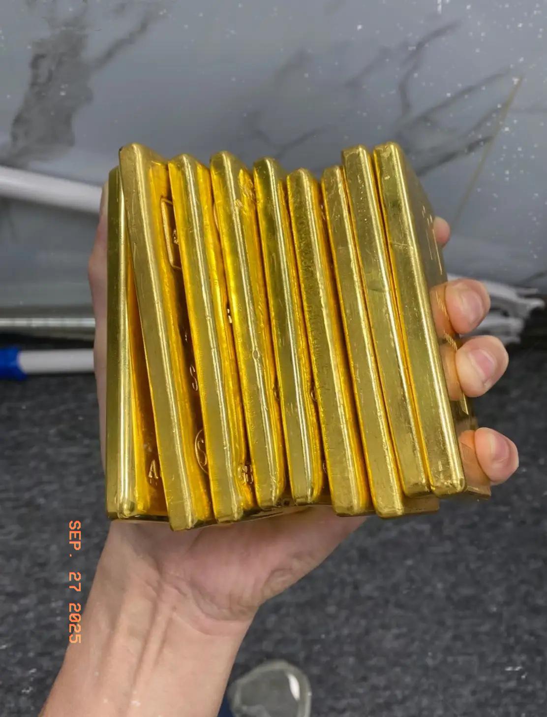 收了2年黄金，今儿掏心窝子劝大家一句！要是你手里有超过200克黄金，