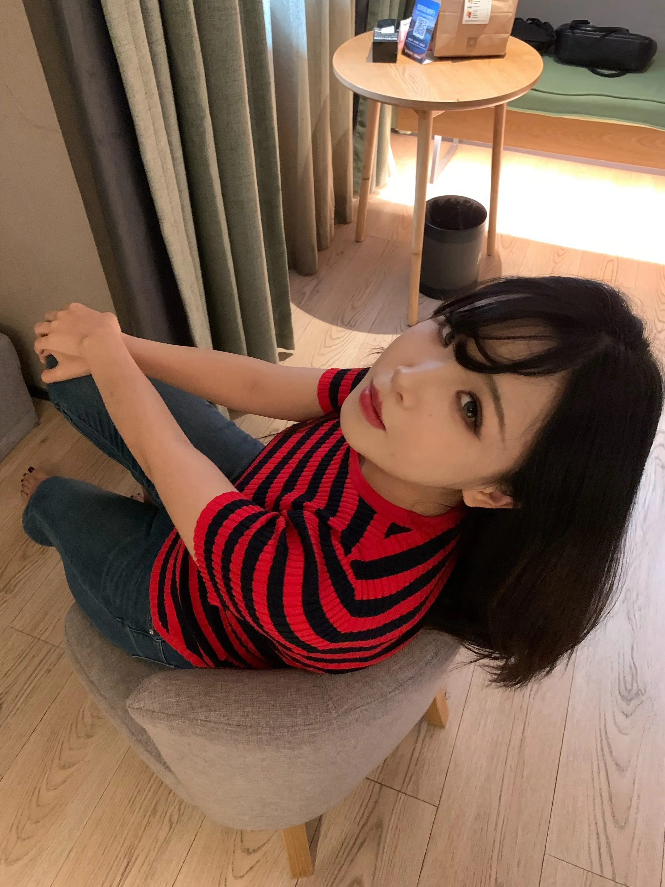 愣着干嘛 向我看齐