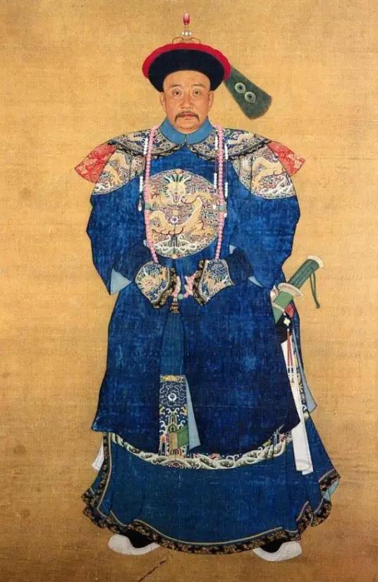 福康安。傅恒的儿子，乾隆最宠爱的臣子，没有之一。他活着的时候，乾隆给了他