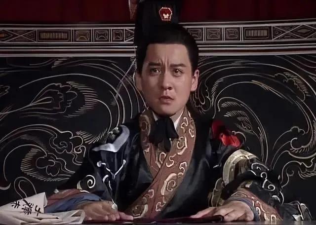 今日话题：曹髦最后还能有翻盘的机会吗？？？网友甲：曹髦能冲出皇宫其实已经成功