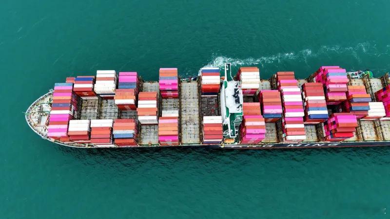 【美国施压后，具有里程碑意义的全球航运协议破裂】（BBC）一项具有里程碑意义的削