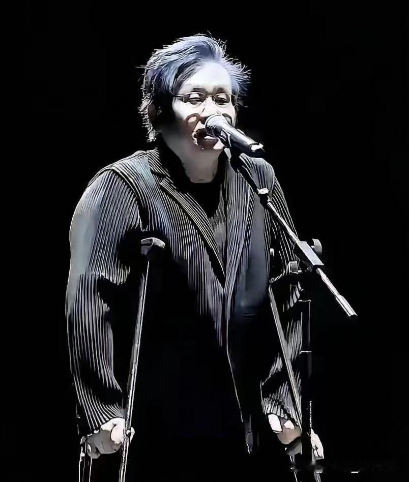 谁能想到,坐个飞机也能“翻车”?郑智化一句“连滚带爬登机”,说得那叫一个委屈