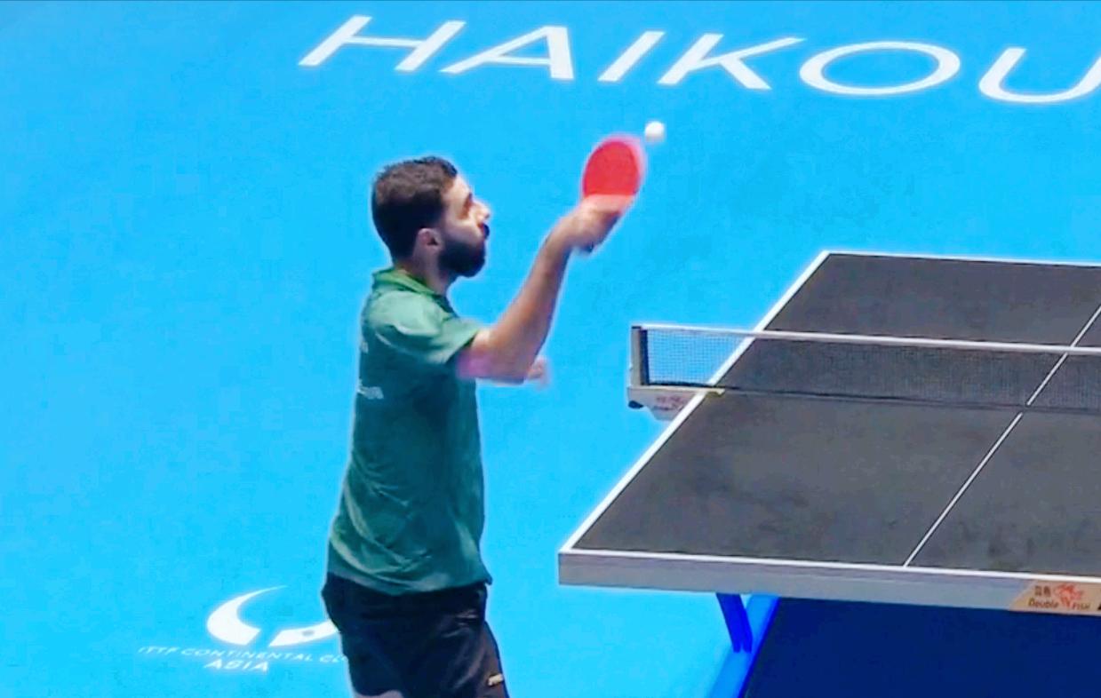 被林诗栋对手笑死了！果然像侯英超说的，他对手有正手恐惧症。第一局林诗栋1