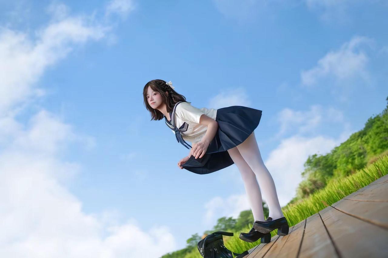 喜欢哪个发型。模特：@洋洋酱少女感夏日ootd稻田拍照少女感jk
