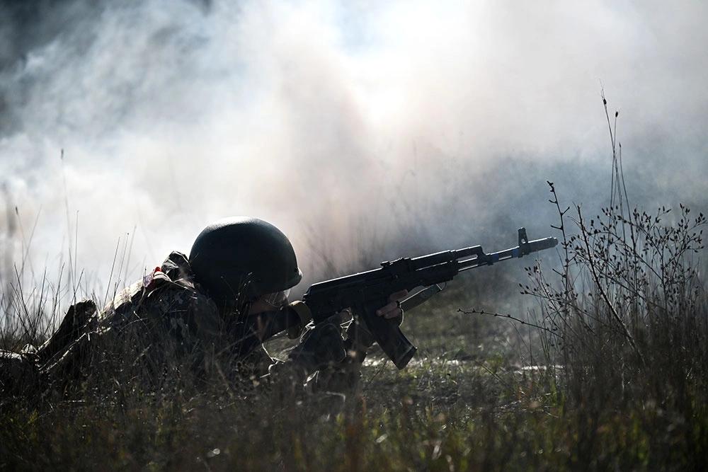 俄罗斯联邦武装部队突破了谢韦尔斯克市北郊的乌克兰防线俄罗斯武装部队突破了乌克