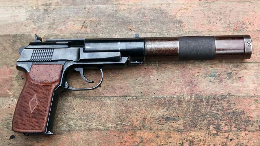 俄罗斯6p9无声手枪PB重量略多于1公斤，长31厘米，可以击中50