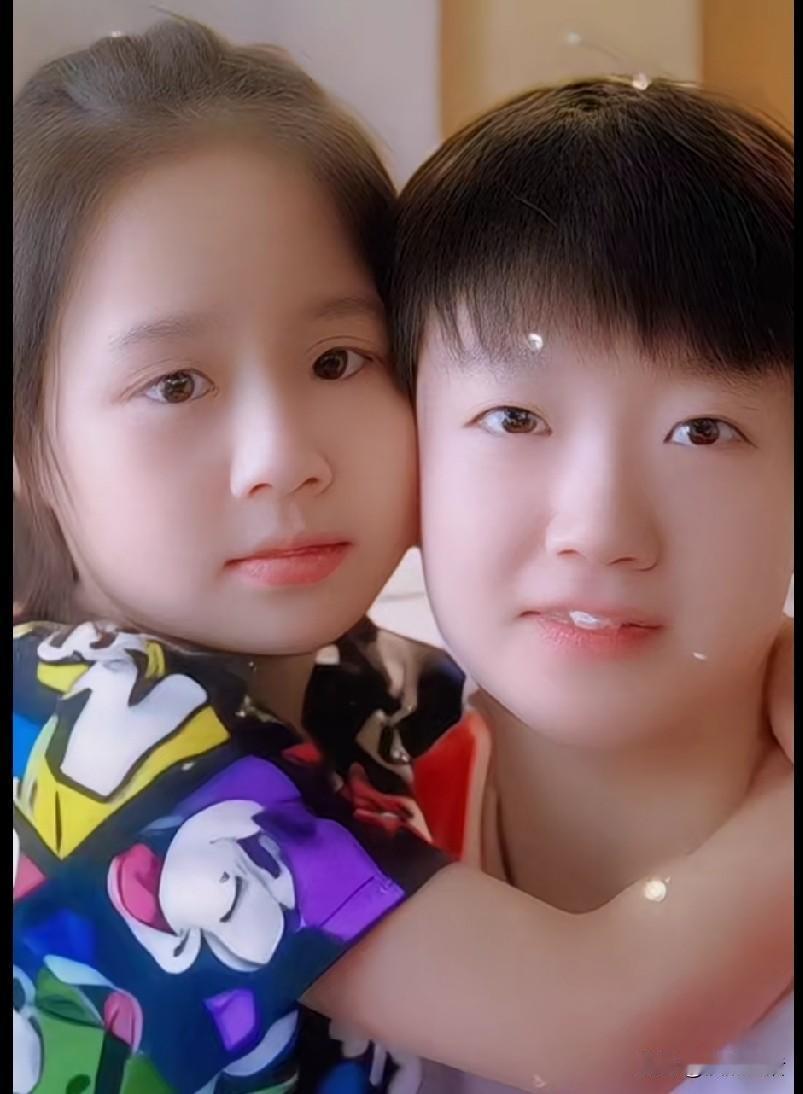 邱贻可”六一儿童节”的这段话，太暖了！邱贻可：今年的六一儿童节，小女儿和大闺