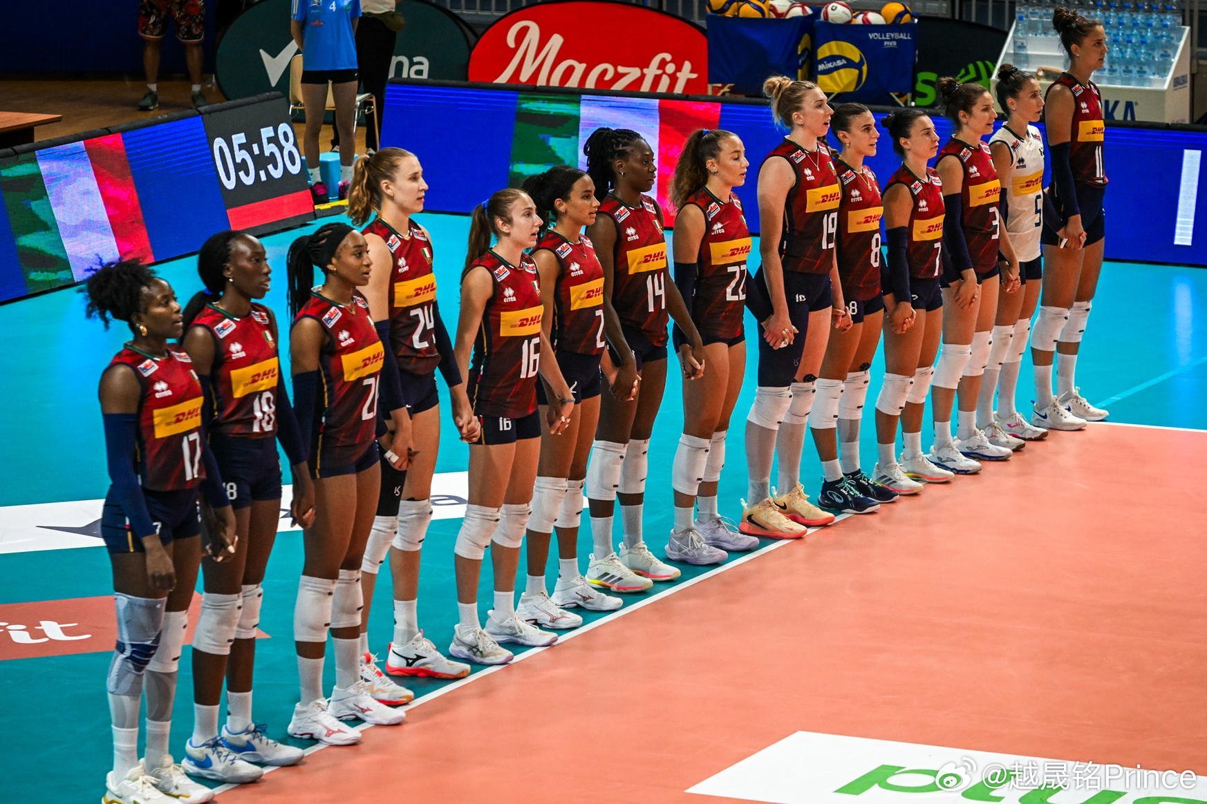 排球女排热身赛：🇮🇹意大利3-0波兰🇵🇱，安特洛波娃和埃格努同时首