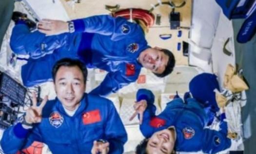 为什么大家都不提中国空间站了？没脸提，跟国际空间站差距太大，但不是中国空间站拿不