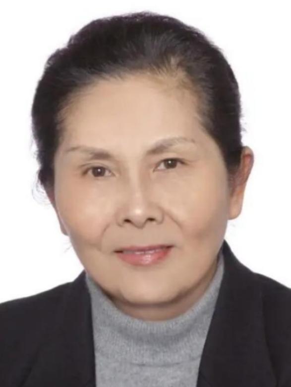 她是我国顶尖半导体教授李爱珍，申请中科院院士被淘汰，不料2007年，她竟然摇身一
