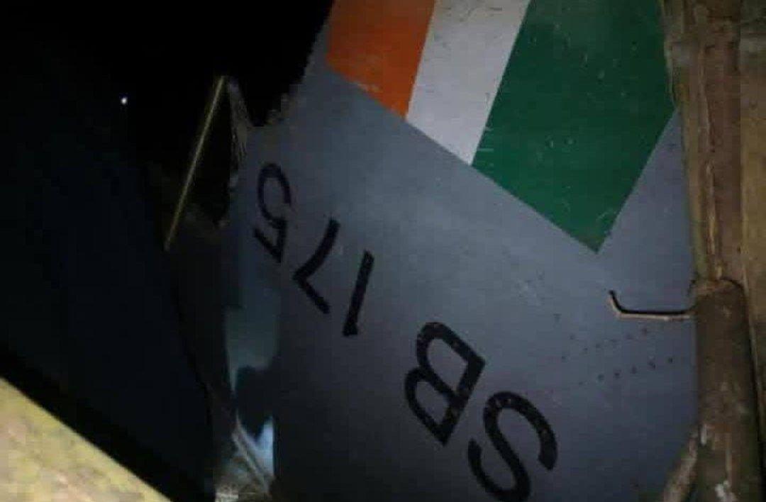 印度空军一架苏-30MKI战斗机（SB-175）在阿萨姆邦坠毁。当地居民报告听到