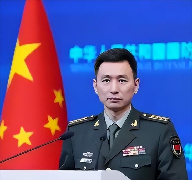 中国应该公开警告任何国家，谁胆敢攻击中国大陆本土目标，无论从哪里发动攻击，中国在
