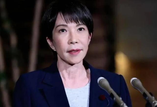 日本半死了，如果仅是中国一家制裁日本，日本可能还剩一口气，但问题是，现在掐住日本