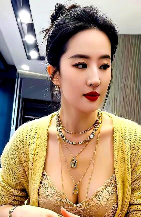 现在顶级品牌找代言人，拼的不是预算够不够高，是刘亦菲愿不愿意带你玩。202