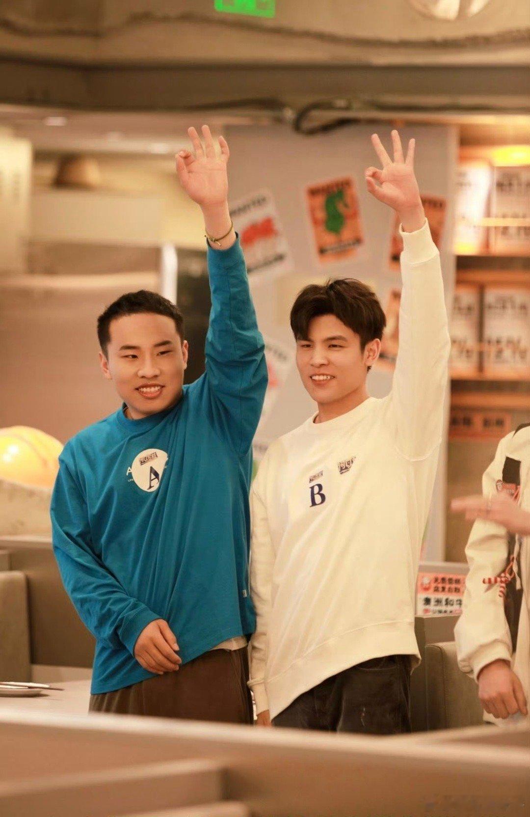 徐志胜饭碗被何广智抢走了徐志胜被何广智偷家了何广智这是要“一统脱口秀界”？冠军