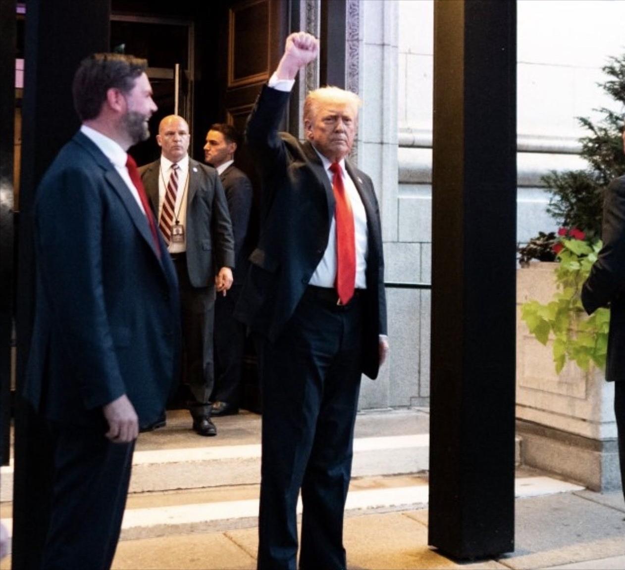 美国这下放心了 就差一张“请柬”，美国这心就快悬到嗓子眼了，如今，韩国政