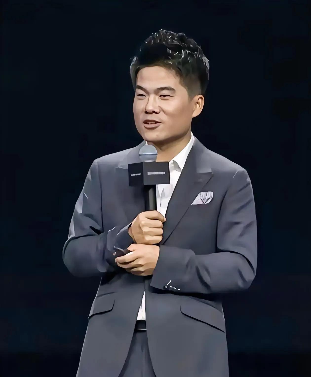 董宇辉说：“说服孩子努力学习，不要给孩子讲大道理，你说考个好高中、好大学，以后找