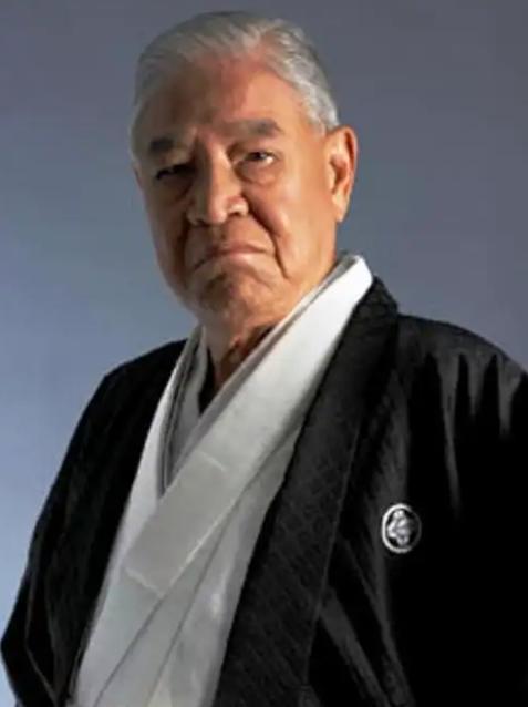 最大的台独分子，再也藏不住尾巴，终于露出来了肮脏的脑袋！原来，最大的台独分子不都