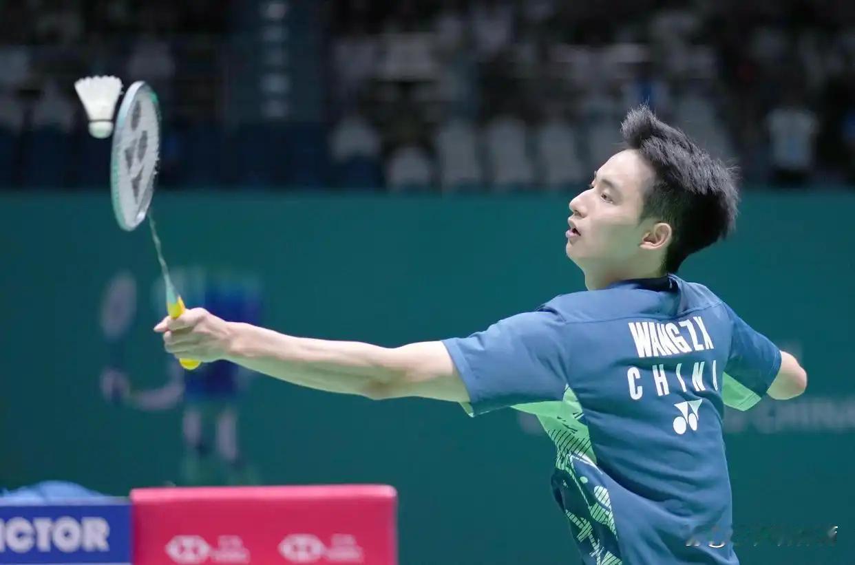 嗯，王正行关键时刻稳得起，不负众望勇担重任，先拔头筹很鼓舞士气！最后助国羽男团3