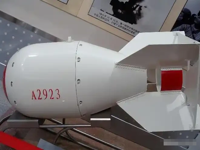 原子弹原理早已公开，为什么还有那么多国家造不出原子弹？说句难听的，不光造不出来，