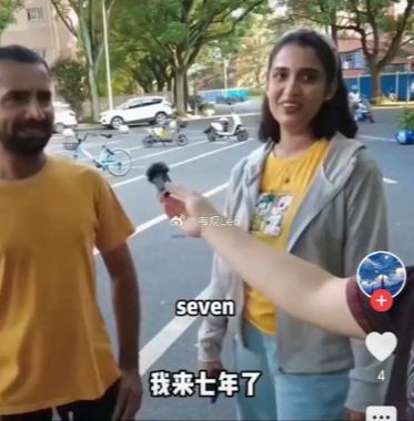 印度人都想留在中国，接来家人，工作发展，扎根发芽开枝散叶！中国如今发展迅速，