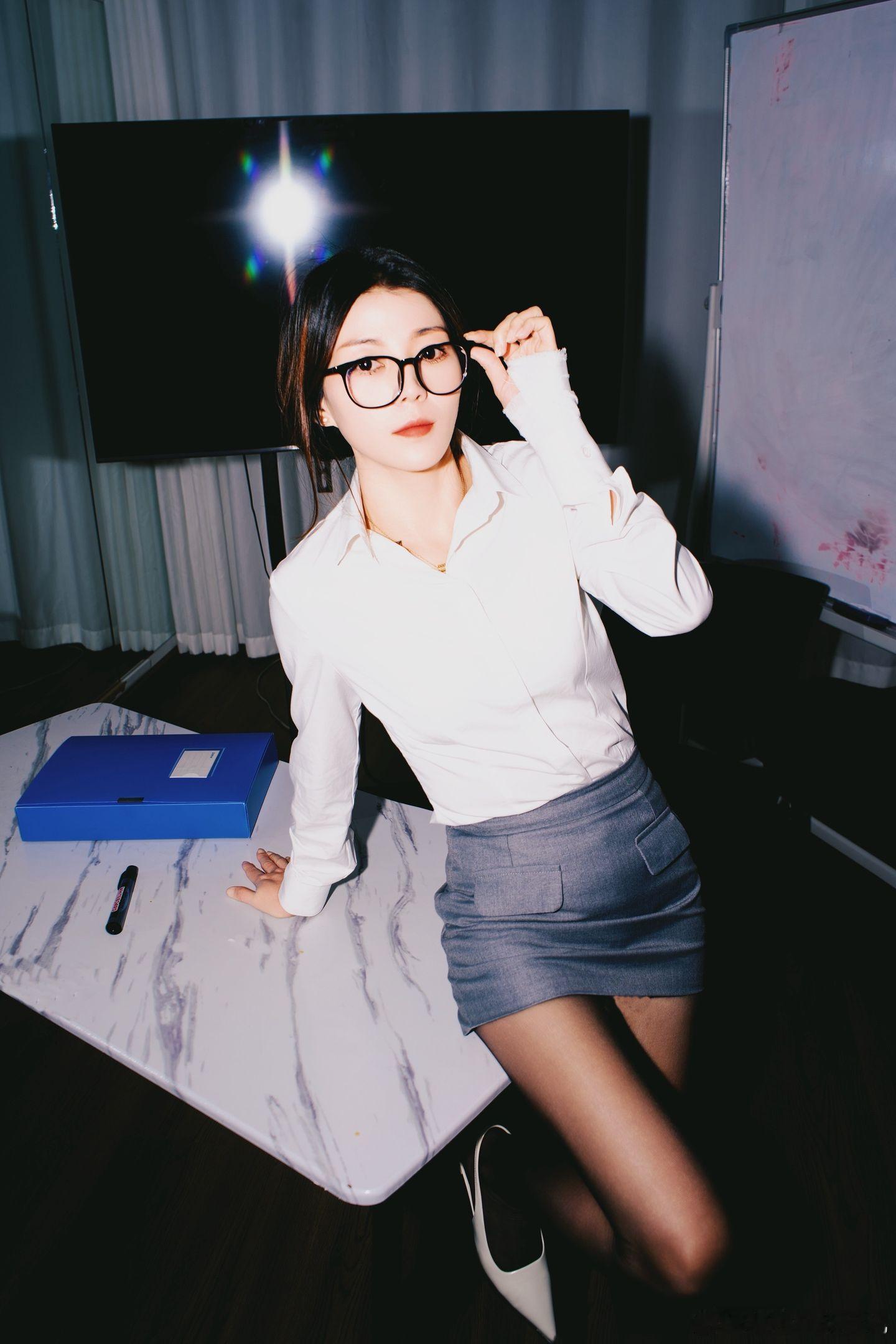 写真摄影日记秘书美女