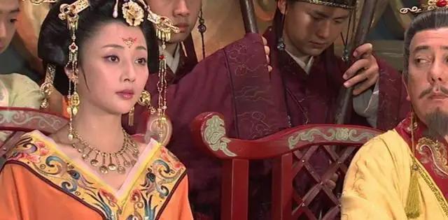 杨玉环除了狐臭，还有一个常人受不了的生理特点，唐玄宗却爱极了 唐玄宗早年杀伐