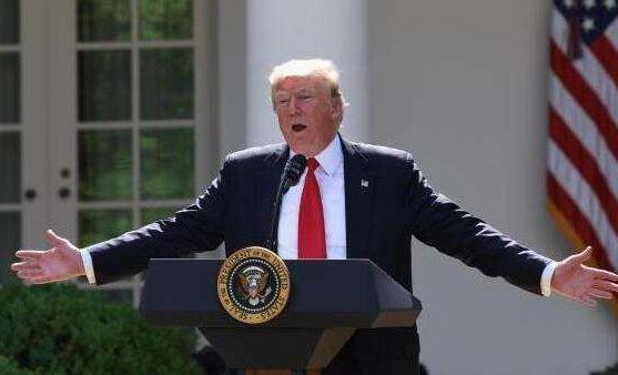 美国总统特朗普不查不知道，一查才知道他是美国史上最有钱的总统从2017年到