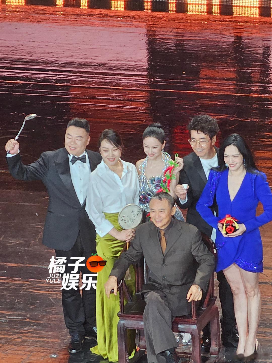 武林外传世纪合体，天呐，一下子20年就过去了，梦回上小学的时候，当时真的特别喜