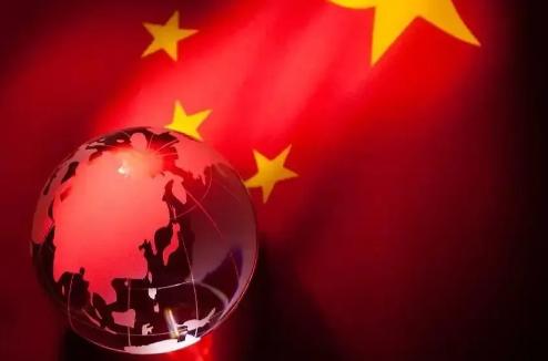 真是太反常，美国，法国，日本等西方国家惊奇发现，中国已经成为了全球的焦点，中国制