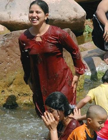 恐怖至极！凌晨2点气温35℃！印度陷入极端高温地狱，数亿人求生不得！ 不敢想