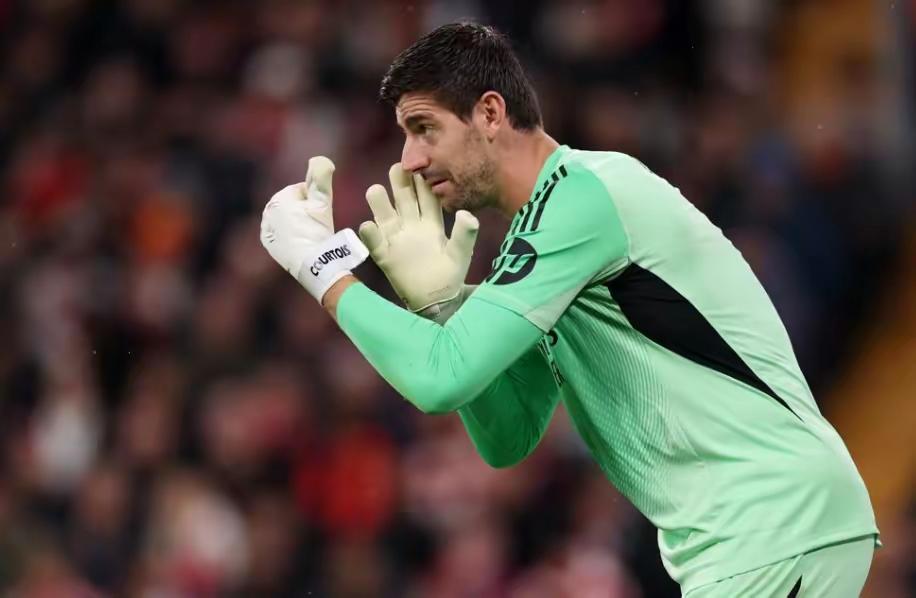 利物浦1-0皇马，谁的表现更好……？皇马：库尔图瓦：10分，多次扑出必进球