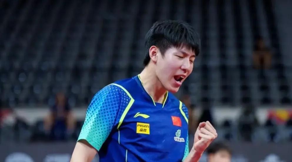 整个国乒队友甚至教练都想不通，凭什么才17岁的小将温瑞博，没有什么辉煌的过往比赛