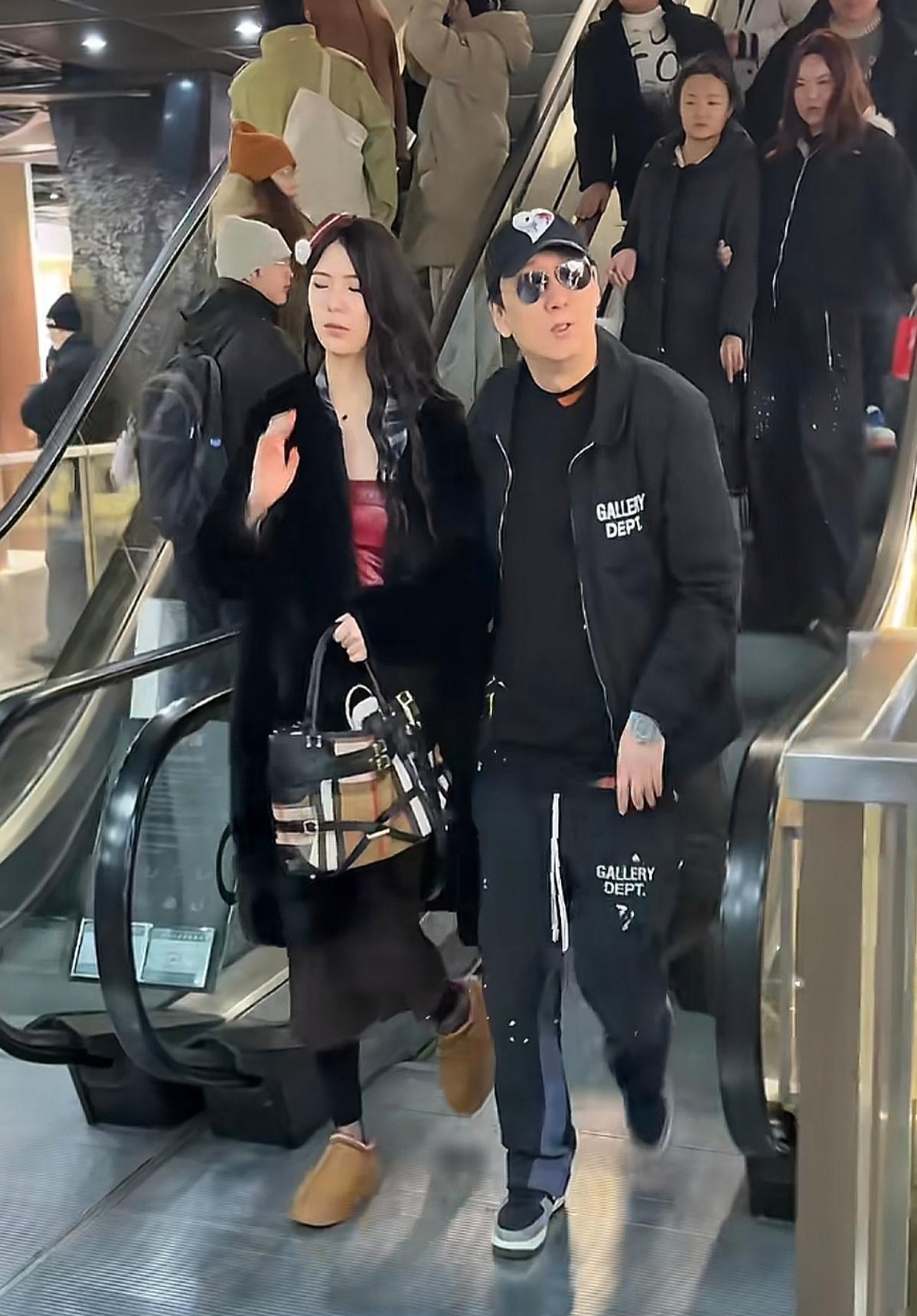 屏幕那头对你破口大骂的“王思聪”，可能连万达广场都没去过。三个假冒账号昨天被平