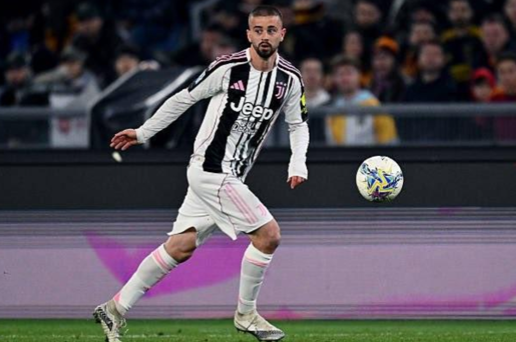 两队进球数达到7个，科索沃4-3险胜斯洛伐克，这可是一场定胜负的世界杯欧洲区附加